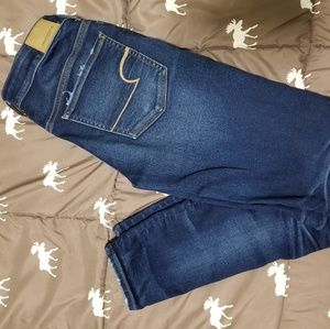 American Eagle Skinny Jeans (Size 6)